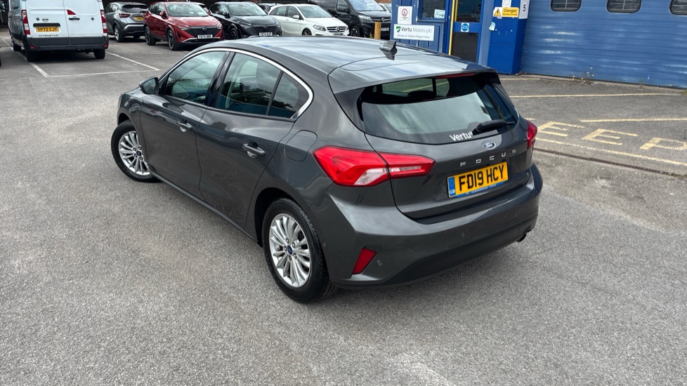 Ford Focus 1.0 EcoBoost 125 Titanium 5dr Auto Petrol Hatchback - Image 35