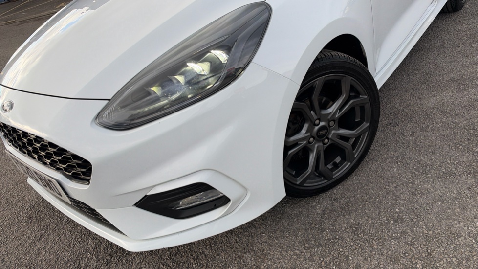 Ford Fiesta 1.0 EcoBoost 125 ST-Line Edition 3dr Petrol Hatchback - Image 30
