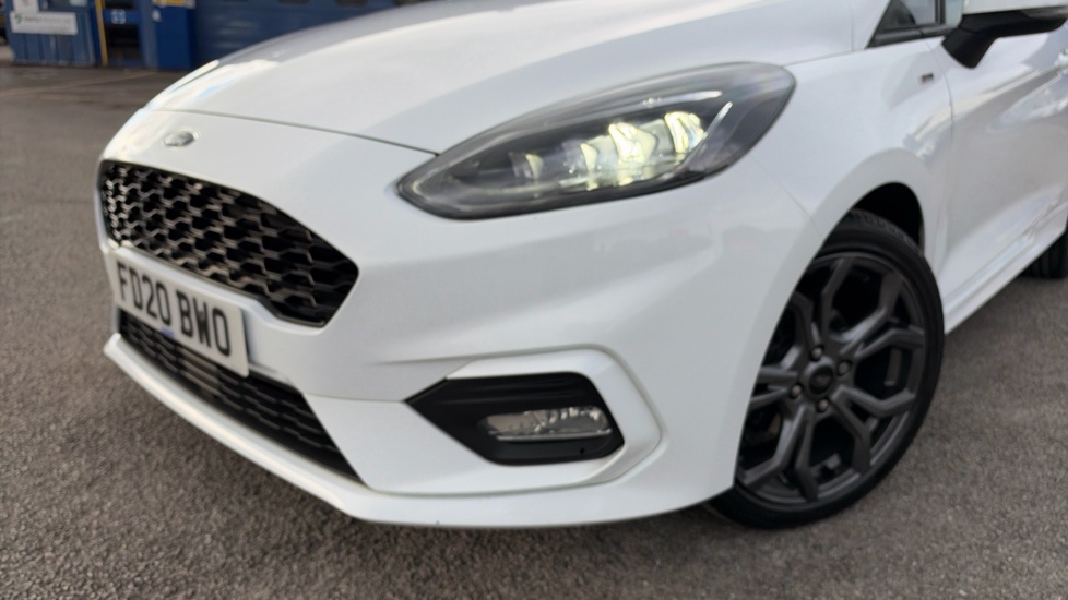 Ford Fiesta 1.0 EcoBoost 125 ST-Line Edition 3dr Petrol Hatchback - Image 32