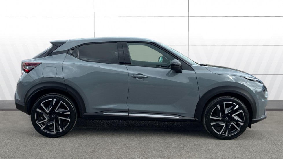 Nissan Juke 1.0 DiG-T Tekna+ 5dr DCT Petrol Hatchback - Image 5