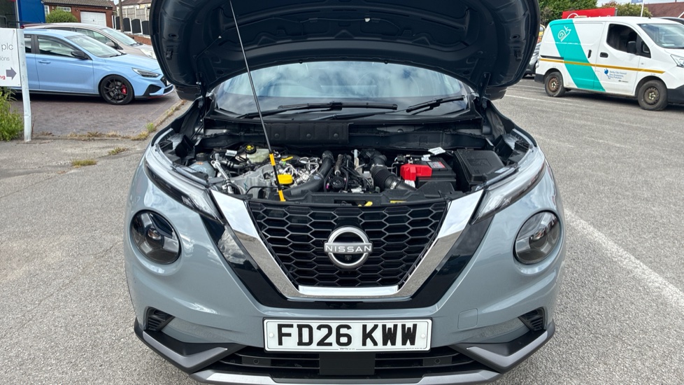 Nissan Juke 1.0 DiG-T Tekna+ 5dr DCT Petrol Hatchback - Image 8
