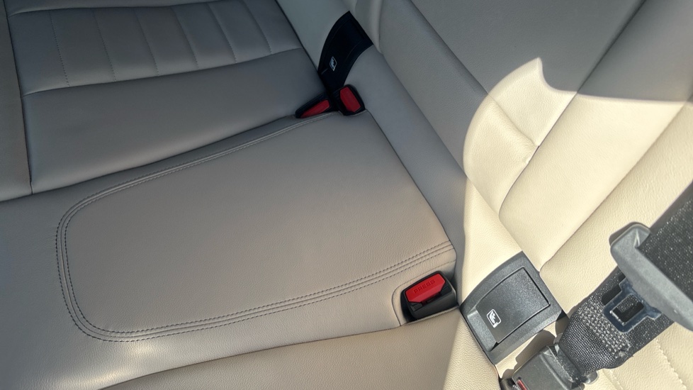 BMW 3 Series 320i M Sport 4dr Step Auto Petrol Saloon - Image 17