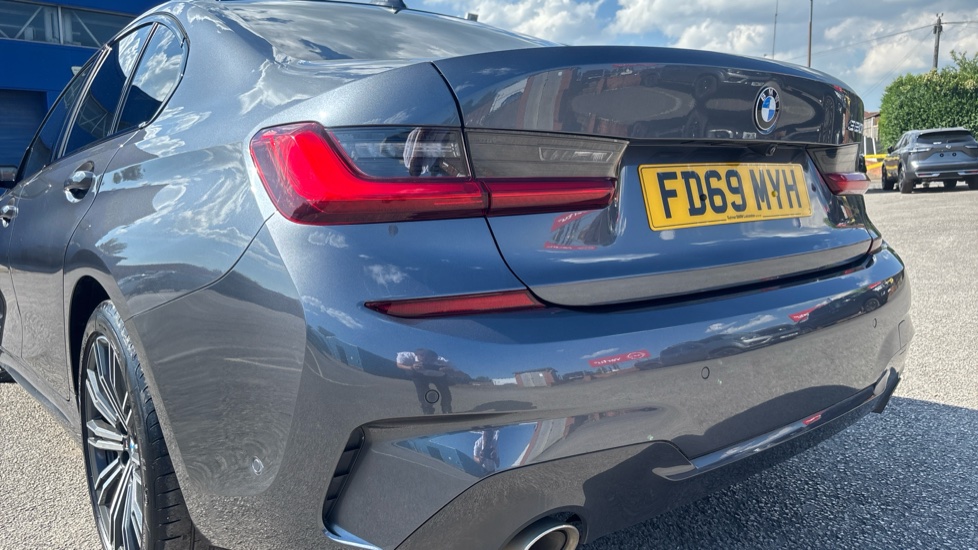 BMW 3 Series 320i M Sport 4dr Step Auto Petrol Saloon - Image 27