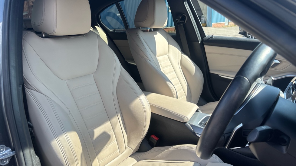 BMW 3 Series 320i M Sport 4dr Step Auto Petrol Saloon - Image 31