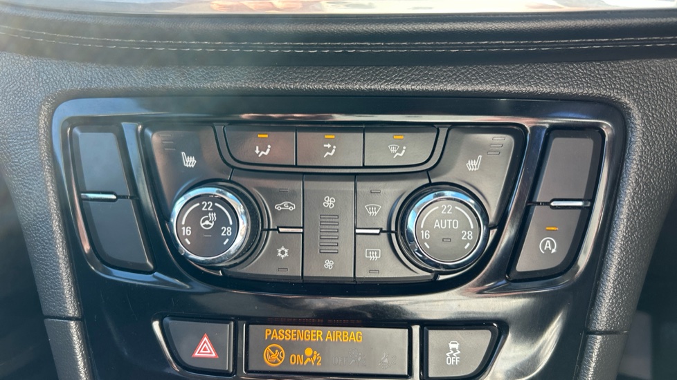 Vauxhall Mokka X 1.4T Griffin Plus 5dr Petrol Hatchback - Image 25