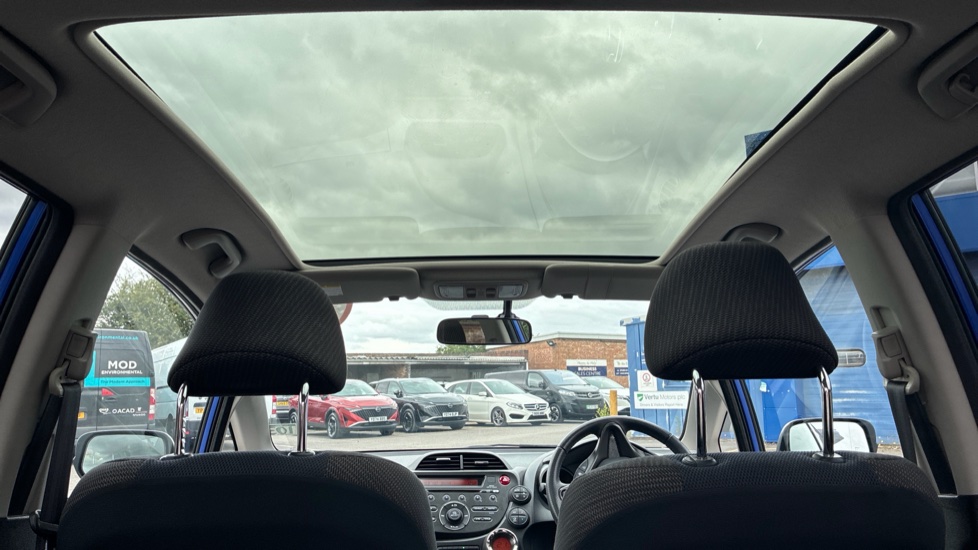 Honda Jazz 1.4 i-VTEC EX 5dr CVT Petrol Hatchback - Image 31