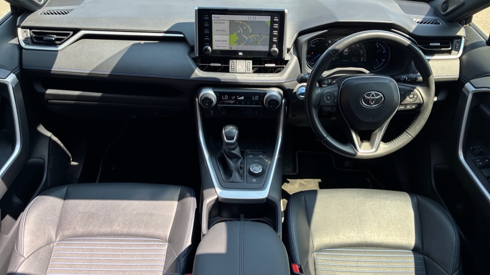 Toyota RAV4 2.5 VVT-i Hybrid Dynamic 5dr CVT Hybrid Estate - Image 10