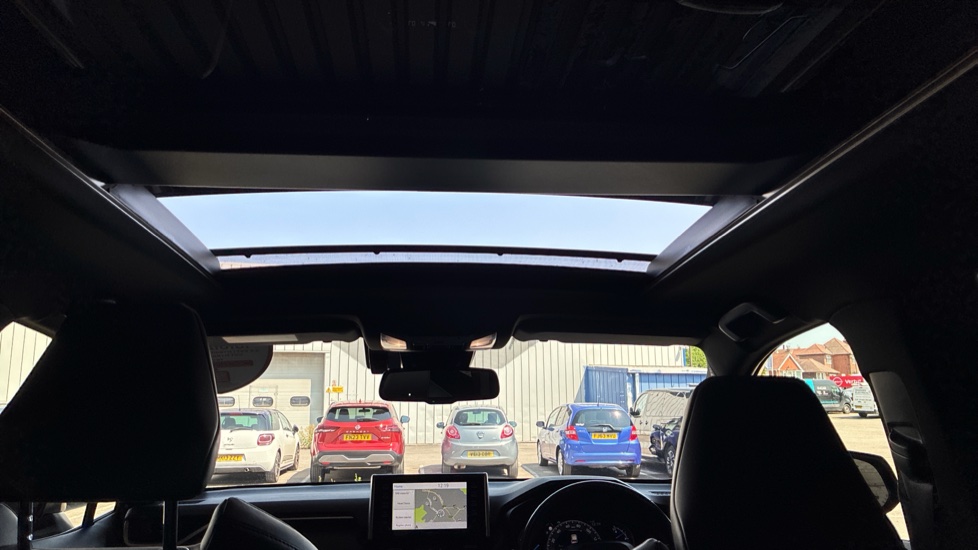 Toyota RAV4 2.5 VVT-i Hybrid Dynamic 5dr CVT Hybrid Estate - Image 36