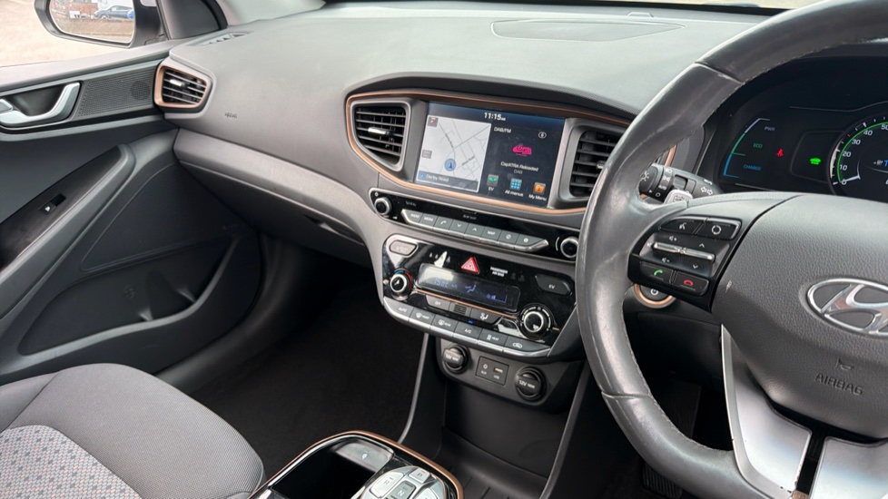 Hyundai IONIQ 88kW Electric Premium 28kWh 5dr Auto Electric Hatchback - Image 14