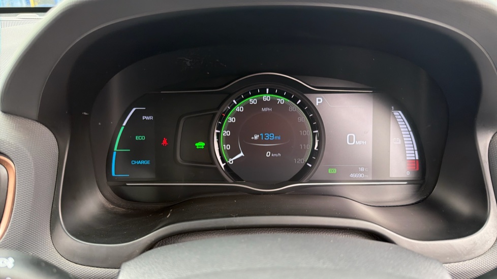 Hyundai IONIQ 88kW Electric Premium 28kWh 5dr Auto Electric Hatchback - Image 18