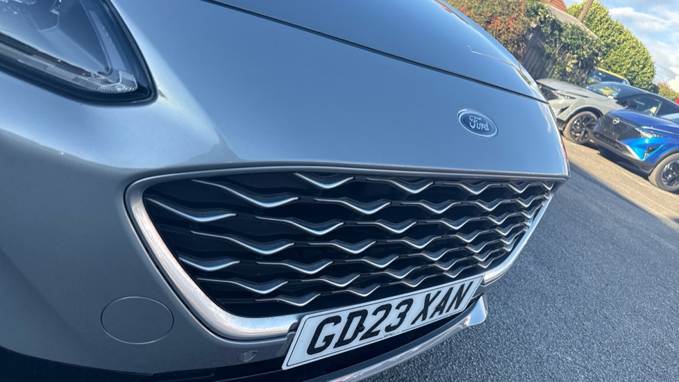 Ford Kuga 2.5 FHEV Vignale 5dr CVT Hybrid Estate - Image 28