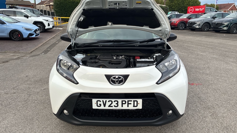Toyota Aygo X 1.0 VVT-i Edge 5dr Petrol Hatchback - Image 8