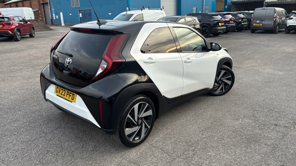 Toyota Aygo X 1.0 VVT-i Edge 5dr Petrol Hatchback - Image 28