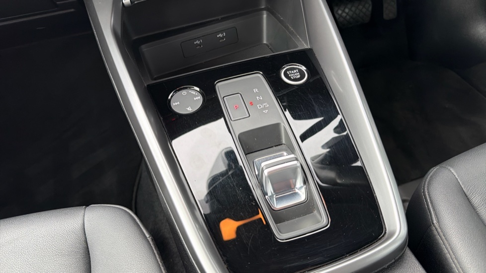 Audi A3 35 TFSI Sport 5dr S Tronic Petrol Hatchback - Image 13