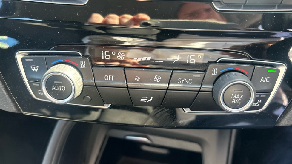 BMW X1 sDrive 18i SE 5dr Petrol Estate - Image 23
