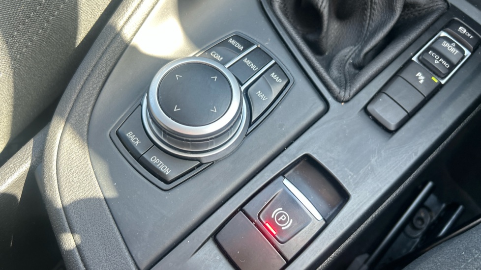 BMW X1 sDrive 18i SE 5dr Petrol Estate - Image 25