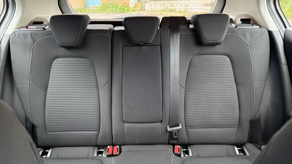 Ford Focus 1.0 EcoBoost 125 Titanium 5dr Petrol Hatchback - Image 15