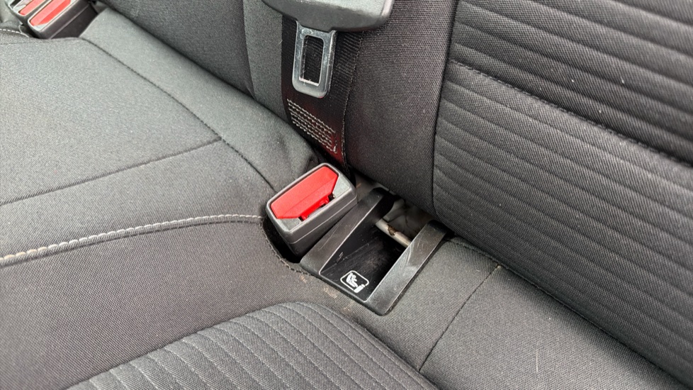 Ford Focus 1.0 EcoBoost 125 Titanium 5dr Petrol Hatchback - Image 17