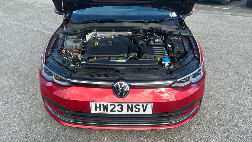 Volkswagen Golf 1.5 eTSI Style 5dr DSG Petrol Hatchback - Image 8