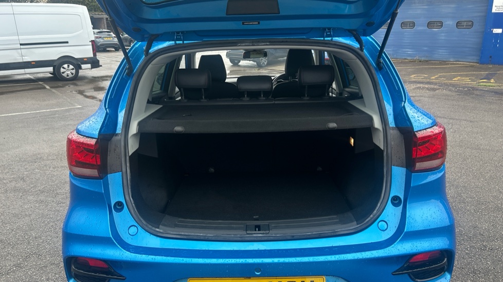 MG ZS 1.0T GDi Exclusive 5dr DCT Petrol Hatchback - Image 4