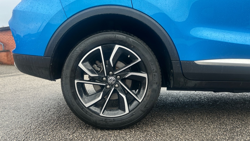 MG ZS 1.0T GDi Exclusive 5dr DCT Petrol Hatchback - Image 7
