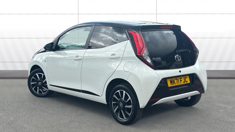Toyota Aygo 1.0 VVT-i X-Trend 5dr Petrol Hatchback - Image 2