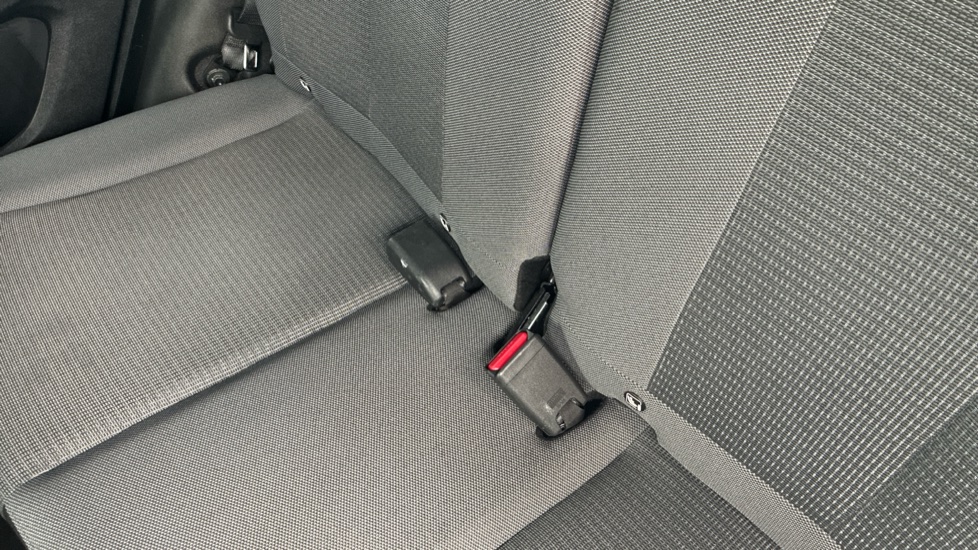 Toyota Aygo 1.0 VVT-i X-Trend 5dr Petrol Hatchback - Image 17