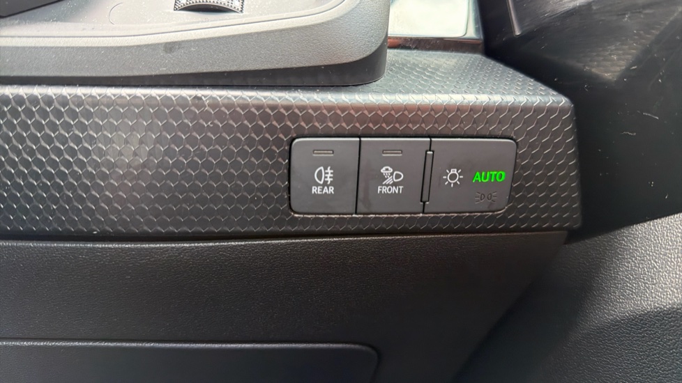 Audi A1 25 TFSI Technik 5dr Petrol Hatchback - Image 31