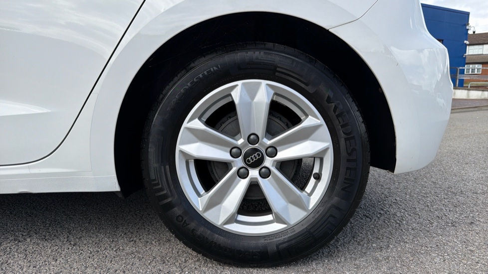 Audi A1 25 TFSI Technik 5dr Petrol Hatchback - Image 34