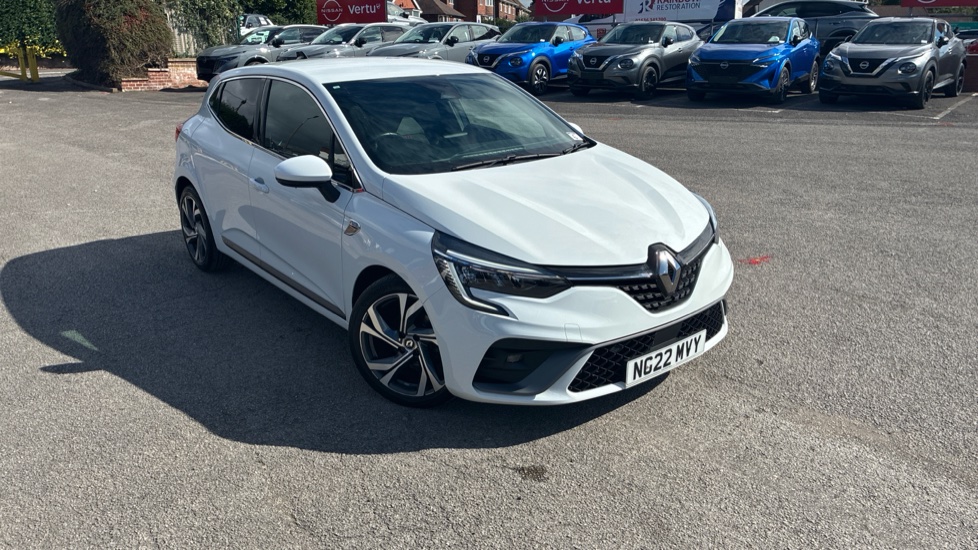 Renault Clio 1.0 TCe 90 RS Line 5dr Petrol Hatchback - Image 29