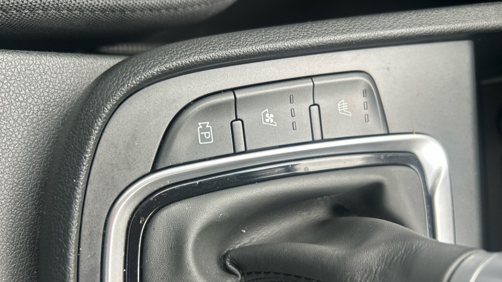 Hyundai KONA 1.6 GDi Hybrid Ultimate 5dr DCT Hybrid Hatchback - Image 25