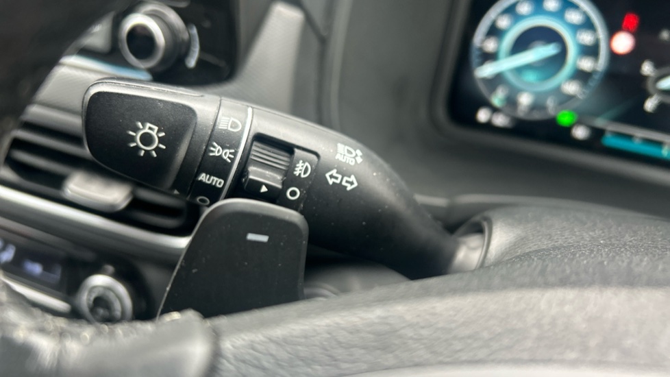 Hyundai KONA 1.6 GDi Hybrid Ultimate 5dr DCT Hybrid Hatchback - Image 31