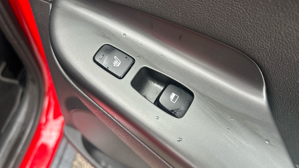 Hyundai KONA 1.6 GDi Hybrid Ultimate 5dr DCT Hybrid Hatchback - Image 35