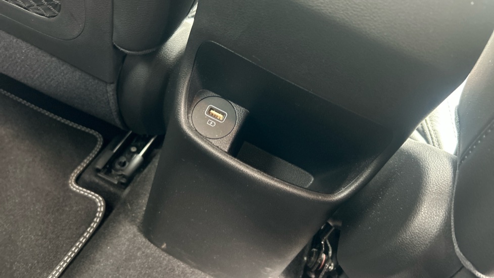 Hyundai KONA 1.6 GDi Hybrid Ultimate 5dr DCT Hybrid Hatchback - Image 37