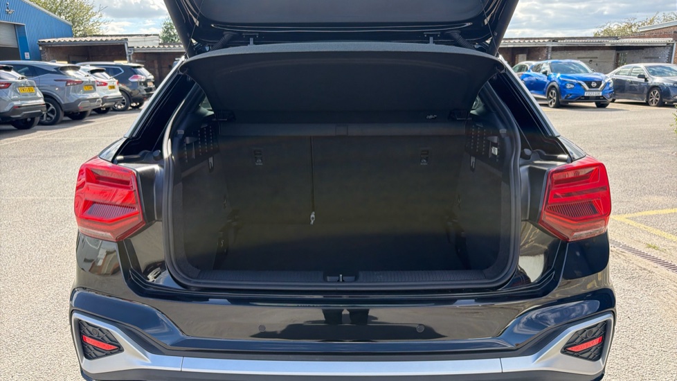 Audi Q2 35 TFSI S Line 5dr S Tronic Petrol Estate - Image 4