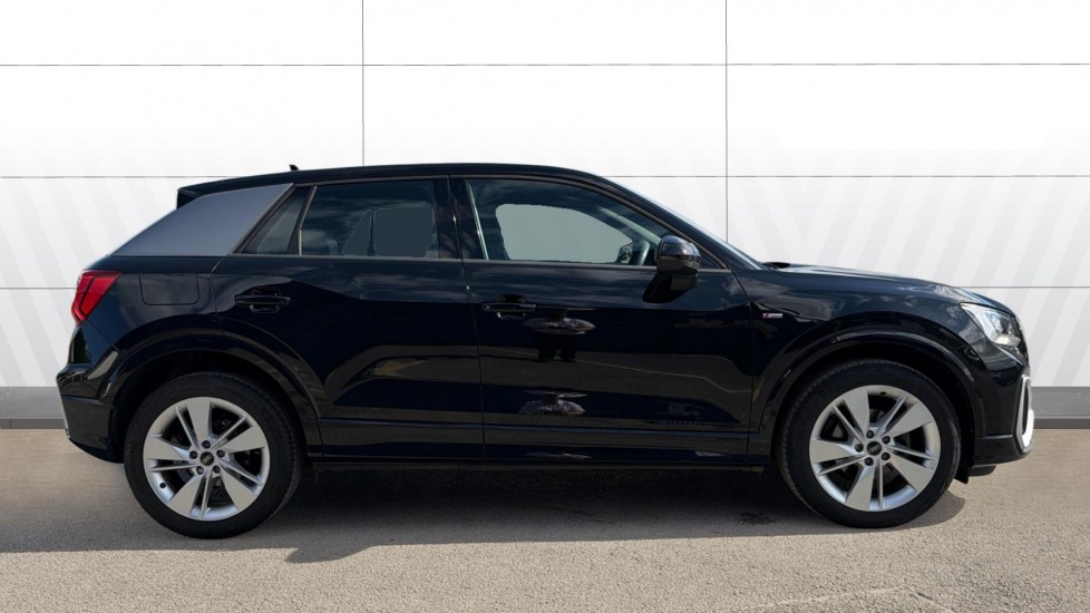 Audi Q2 35 TFSI S Line 5dr S Tronic Petrol Estate - Image 5