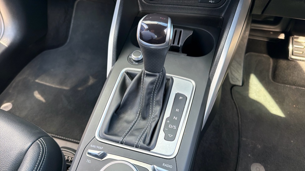 Audi Q2 35 TFSI S Line 5dr S Tronic Petrol Estate - Image 13