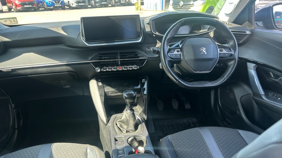 Peugeot 2008 1.2 PureTech Allure Premium 5dr Petrol Estate - Image 10