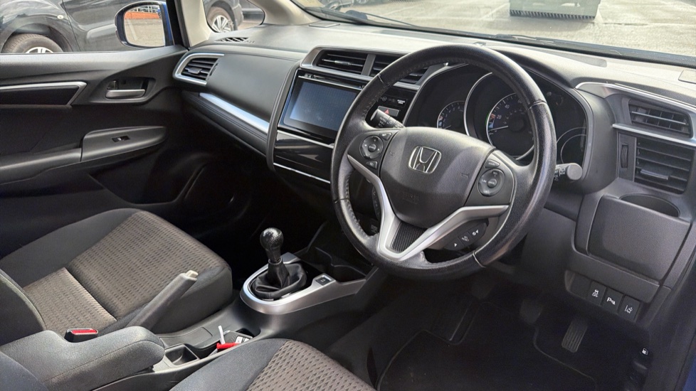 Honda Jazz 1.3 i-VTEC EX Navi 5dr Petrol Hatchback - Image 11