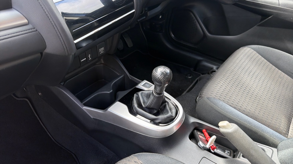 Honda Jazz 1.3 i-VTEC EX Navi 5dr Petrol Hatchback - Image 13