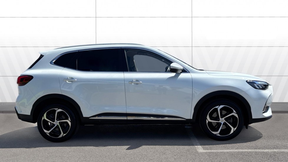 MG HS 1.5 T-GDI Trophy 5dr Petrol Hatchback - Image 5
