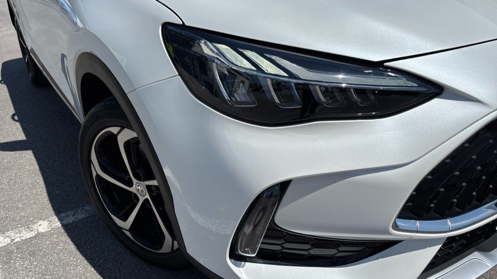 MG HS 1.5 T-GDI Trophy 5dr Petrol Hatchback - Image 23