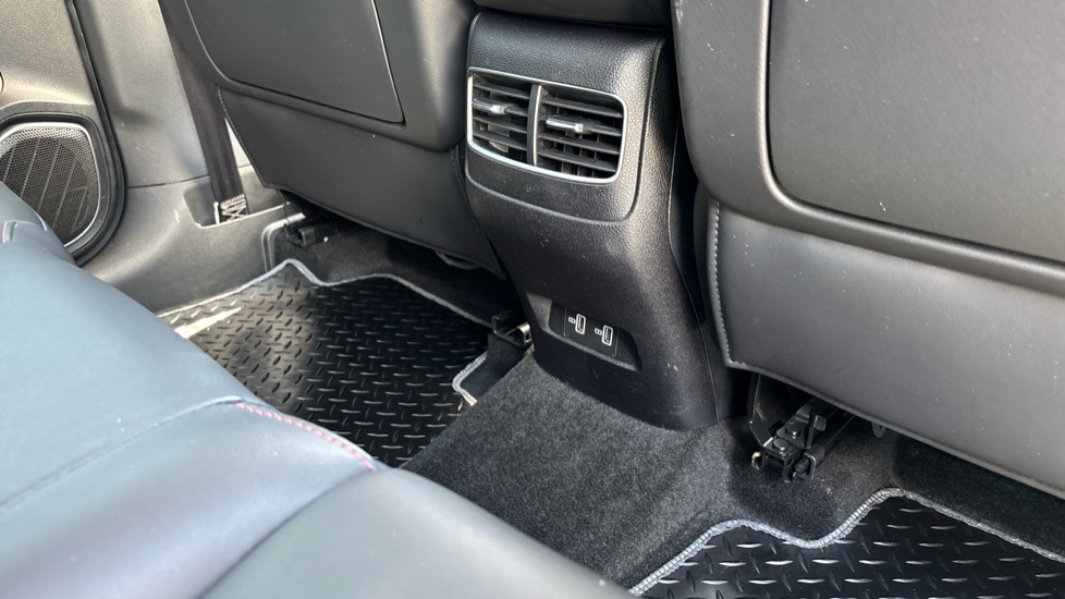MG HS 1.5 T-GDI Trophy 5dr Petrol Hatchback - Image 27