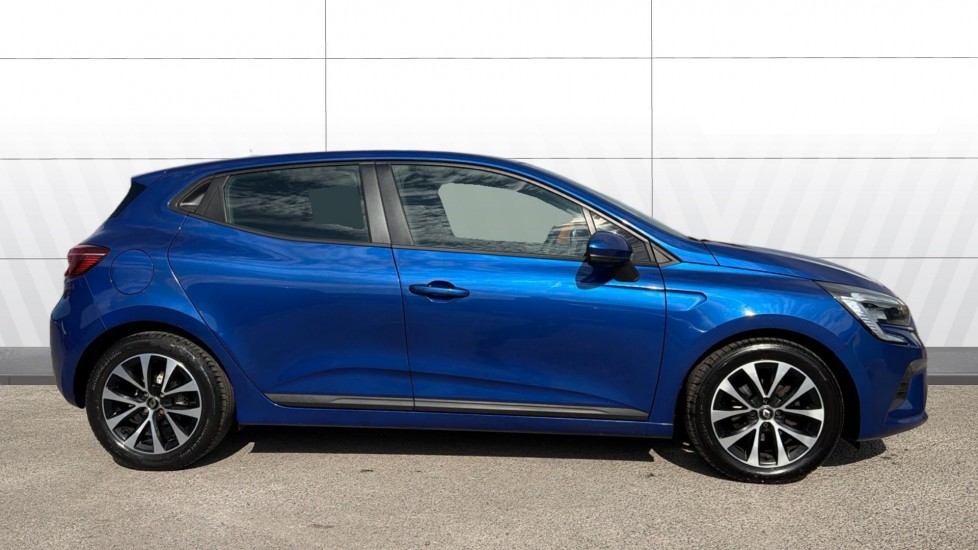 Renault Clio 1.0 TCe 90 Iconic 5dr Petrol Hatchback - Image 5