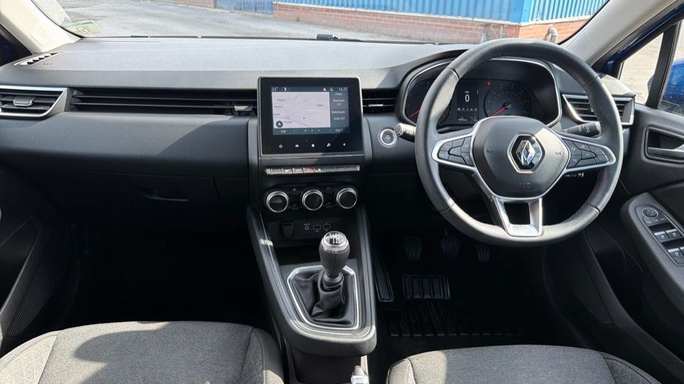 Renault Clio 1.0 TCe 90 Iconic 5dr Petrol Hatchback - Image 10