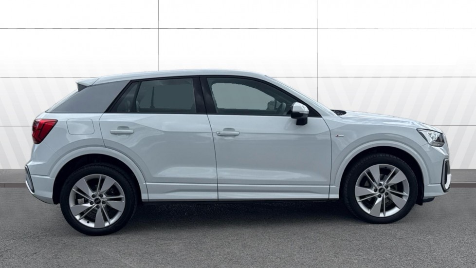 Audi Q2 35 TFSI S Line 5dr S Tronic Petrol Estate - Image 5
