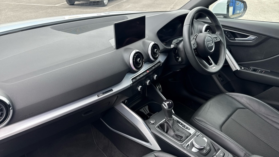 Audi Q2 35 TFSI S Line 5dr S Tronic Petrol Estate - Image 9