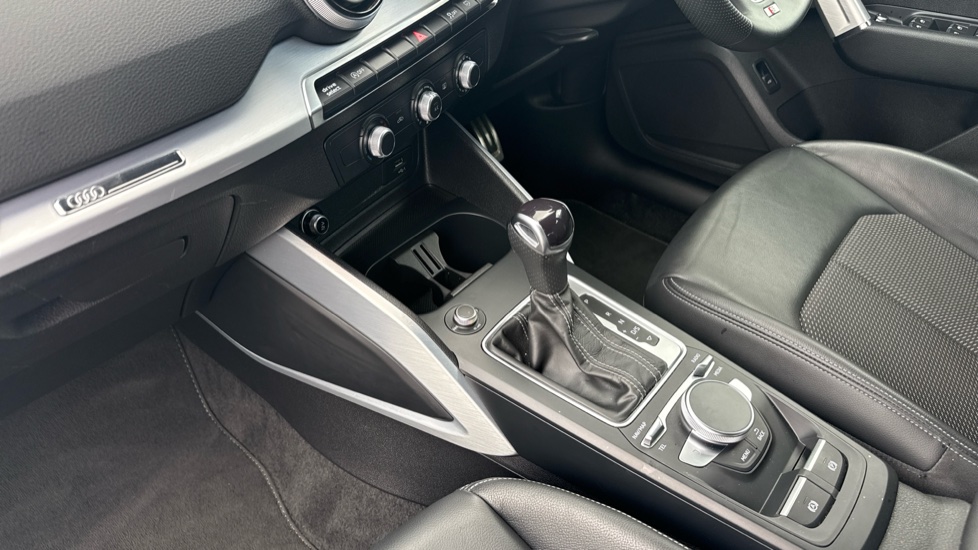 Audi Q2 35 TFSI S Line 5dr S Tronic Petrol Estate - Image 13