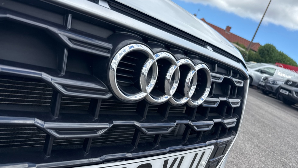 Audi Q2 35 TFSI S Line 5dr S Tronic Petrol Estate - Image 43