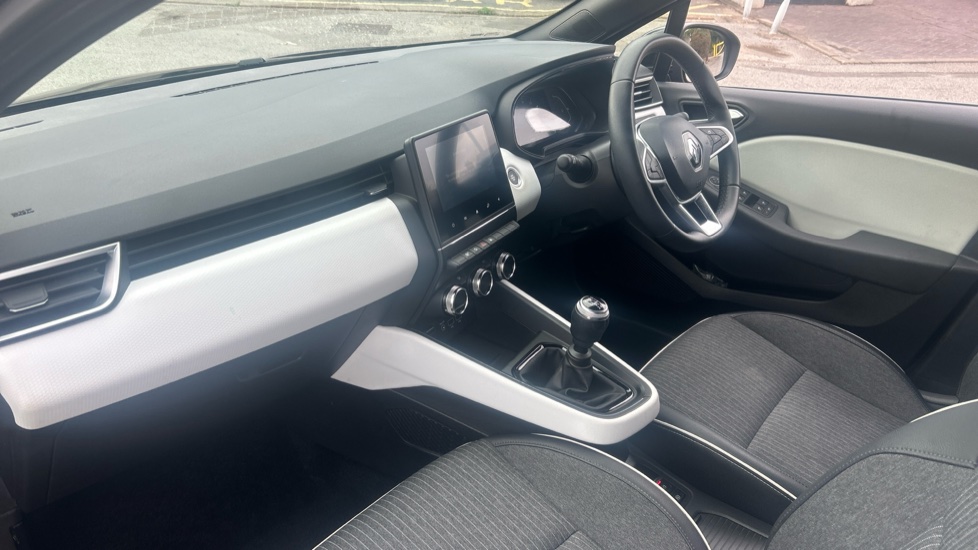 Renault Clio 1.0 TCe 90 S Edition 5dr Petrol Hatchback - Image 9